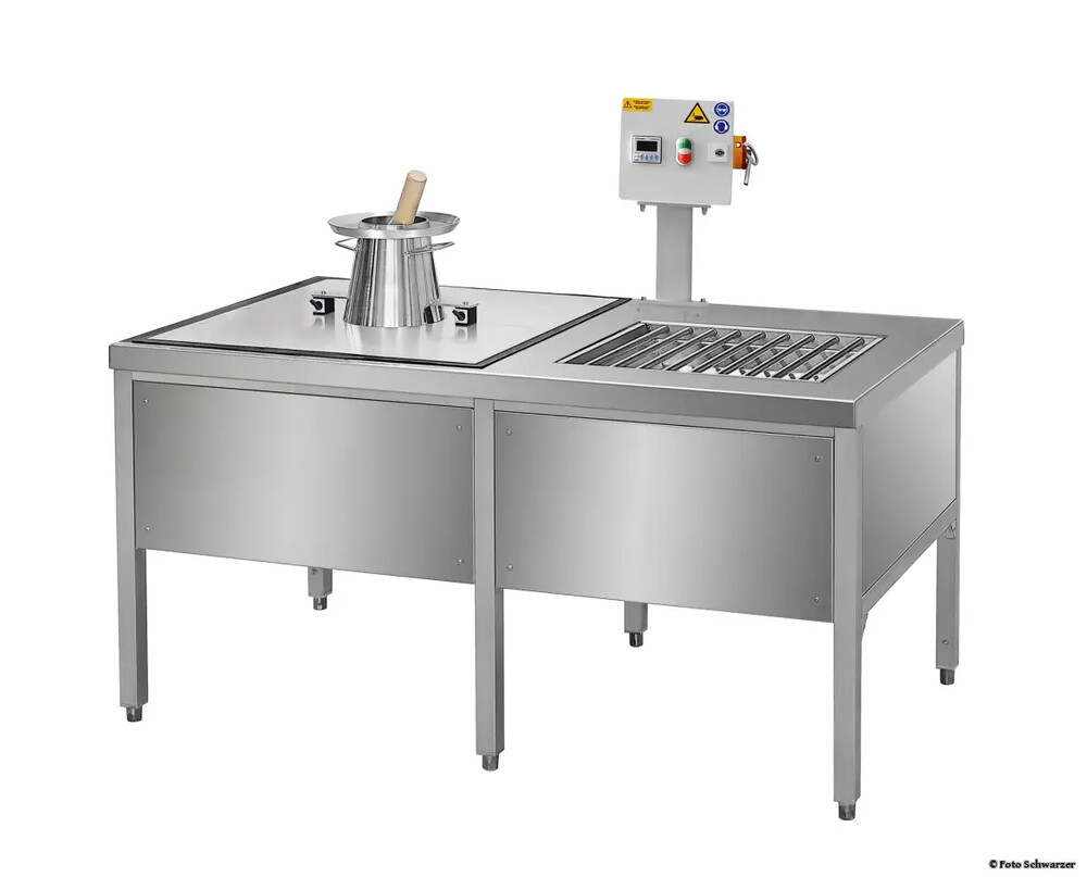 Laboratóriumi rendszerasztal elektromos terítőasztallal